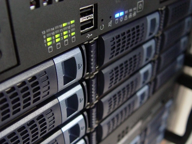 what is managed web hosting